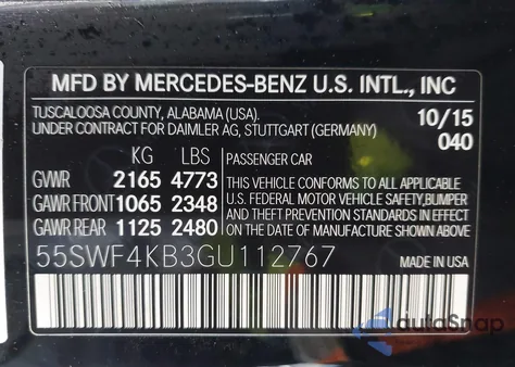 2016 Mercedes-Benz C 300 4Matic z USA, uszkodzony, nr VIN 55SWF4KB3GU112767